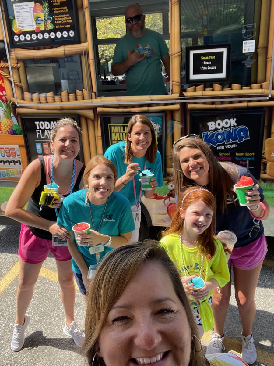 GoldenElem's tweet photo. Thank you Kona Ice for surprising us with a cool treat at GIE! It was much needed after moving our stuff during this heat! #sweetsummertime #ohana #moving #almostthere #partnersined 🌺 https://t.co/ndLXHpZJZK