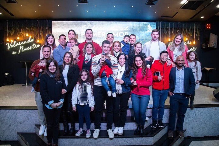 EstebanWiens's tweet photo. Terminando 4 días intensos, pero qué agregaron mucho valor a nuestras vidas en el Congreso Determinados en el @cfa_cde
Gracias a nuestros Pres @titodiezperez @ruthdiezperez y a los oradores invitados @sergio_belart @emirsensini #fernandogriffith
Gracias a todo el equipo 🙌🏻 https://t.co/bSBU8O0W1t
