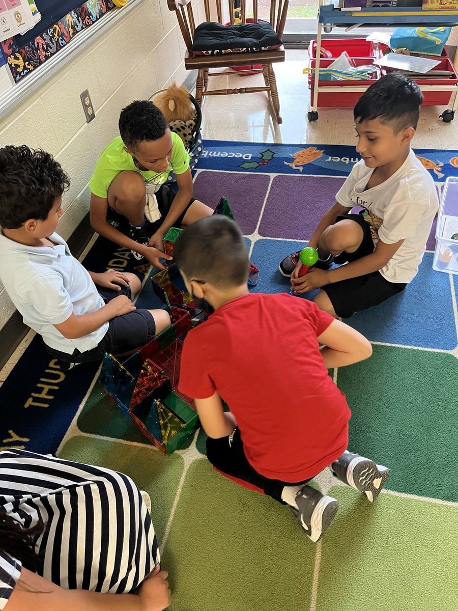 Miss_Hotz's tweet photo. That’s a wrap on year 13. On our last day my class enjoyed popsicles and time to create and collaborate together. I hope everyone has a wonderful summer! https://t.co/DIsIeJOuiI
