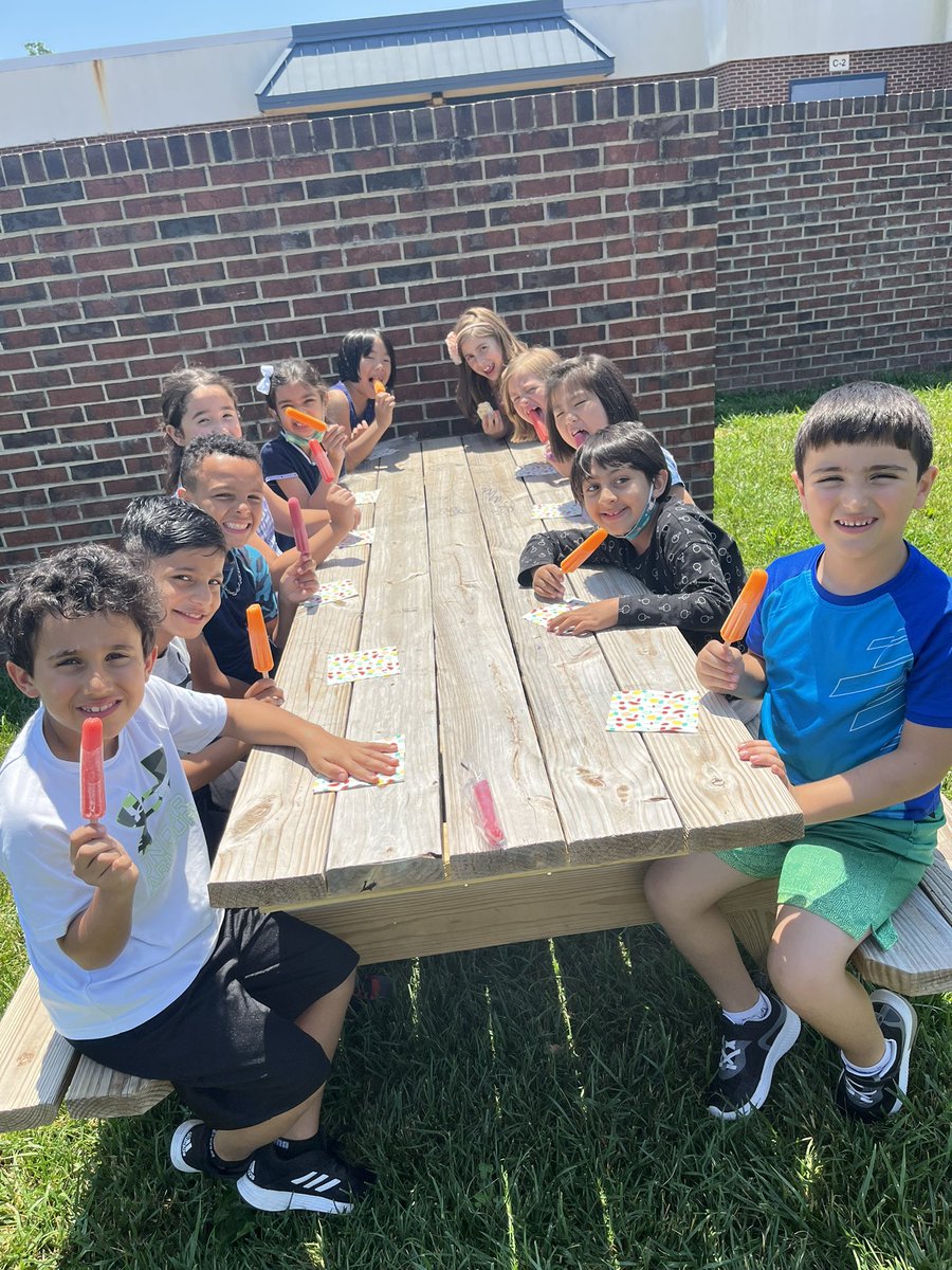 Miss_Hotz's tweet photo. That’s a wrap on year 13. On our last day my class enjoyed popsicles and time to create and collaborate together. I hope everyone has a wonderful summer! https://t.co/DIsIeJOuiI