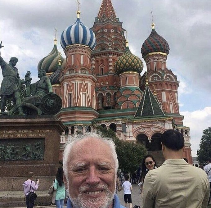 __SeriousGemini's tweet photo. me traveling around the world with the money i made from crypto https://t.co/dLtRt3F0Ik
