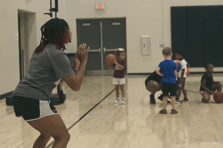justjarvo's tweet photo. 🧡🖤🧡🖤 #BBN #OutWorkYourTalent #SpreadLove https://t.co/9JxSSxr2I1