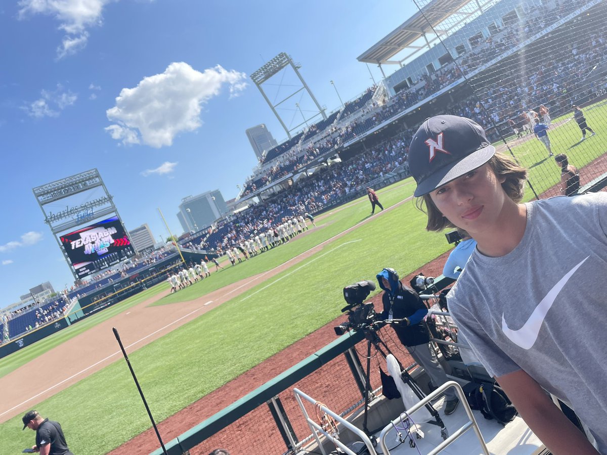 jayt6692's tweet photo. Had a great Father’s Day hanging out with my future Aggie @tschoepe_drew at the #MCWS   Great job on the W @CoachSchloss! https://t.co/MjSBi81w59