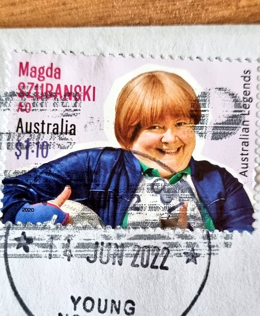 I haven't collected stamps since I was 9, but I reckon this one's a keeper. @MagdaSzubanski
@australiapost
#magdaszubanski #sharonstrzelecki #kathandkim #postagestamps #shanewarnefans #australiancomedy #australiancomedian #australianactress #crickettragic #auspost #australiapost