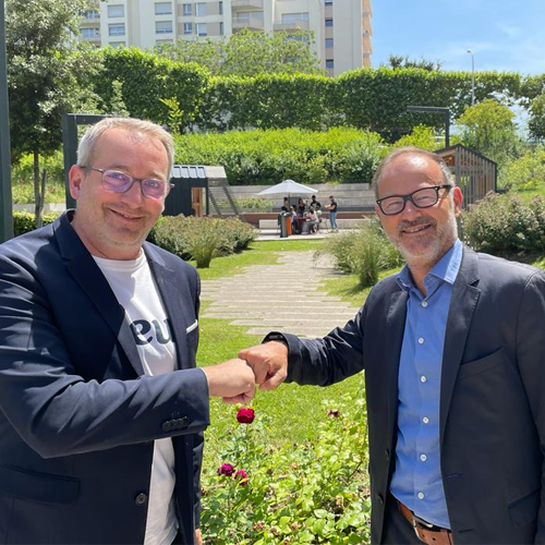 💥 L'incroyable annonce de la semaine💥

🚀 <a href="/netanswer/">NetAnswer</a> rejoint <a href="/Eudonet_CRM/">Eudonet CRM</a> 

🌟 𝑬𝒖𝒅𝒐𝒏𝒆𝒕 𝑪𝑹𝑴 𝒙 𝑵𝒆𝒕𝒂𝒏𝒔𝒘𝒆𝒓 𝒄'𝒆𝒔𝒕 𝒎𝒂𝒊𝒏𝒕𝒆𝒏𝒂𝒏𝒕 𝒅𝒆𝒔 𝒐𝒃𝒋𝒆𝒄𝒕𝒊𝒇𝒔 𝒄𝒐𝒎𝒎𝒖𝒏𝒔 ! 

Communiqué de presse : bit.ly/3QtmM1T

#CRM #acquisition #Tech