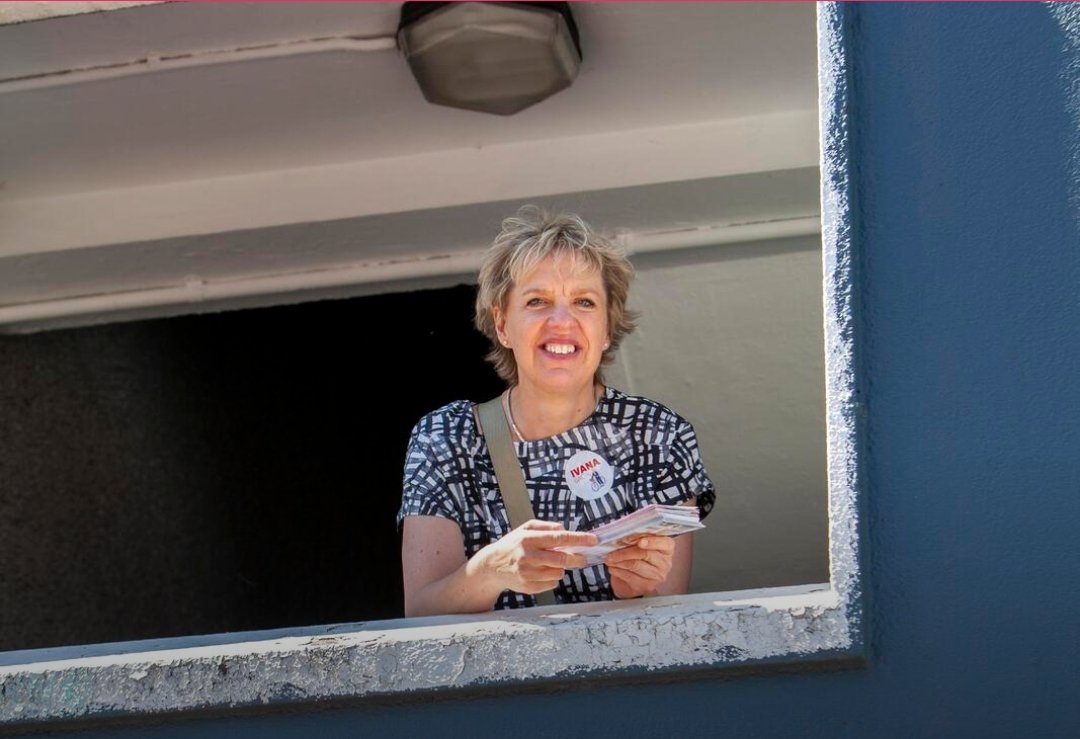 rochebj's tweet photo. Season 3, Episode 1: @ivanabacik comes on the show this week.

Ivana is the leader of the Labour Party in Ireland. She is a wonderful teacher and friend.

This is a great episode for anyone thinking about a career such as hers 🎓

https://t.co/yFYWEyB54I

@tcddublin @TCDLawSchool https://t.co/ExSYFs282a