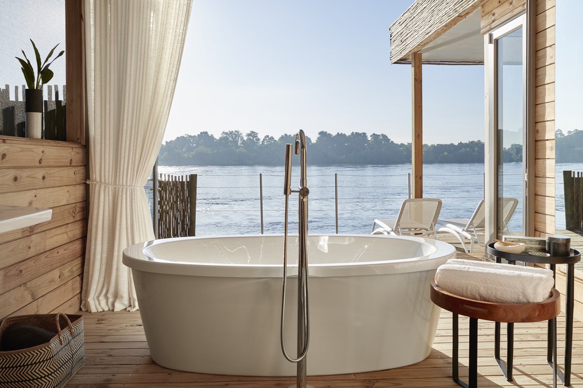 TravelTadala's tweet photo. Our tailor made journeys feature stylish, luxury properties in exceptional locations.

Set on a river bank,this choice resort surrounded by nature in Zambezi National Park has unmatched views and top tier bird life!! #Victoriafalls #africa #southernafrica #vrl https://t.co/jeavmXZ7kf