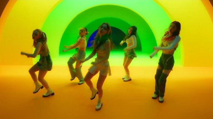 intodayeonism's tweet photo. kep1er official dance line??!? https://t.co/8kzEoya98h