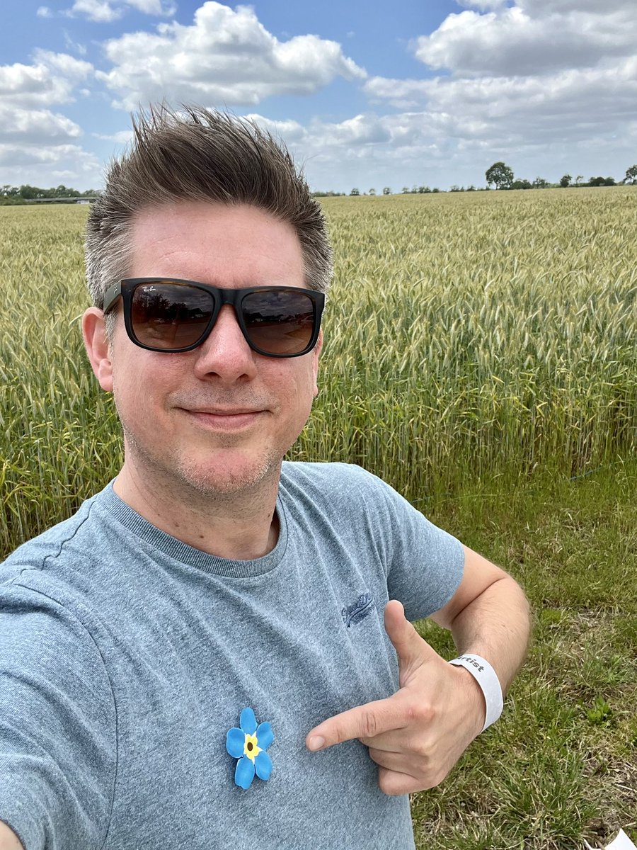 Today would have been my Mum’s 76th Birthday so I’m supporting <a href="/alzheimerssoc/">Alzheimer's Society</a> #ForgetMeNotAppeal by wearing this badge. Who will you wear yours for? alzheimers.org.uk/fmnshare