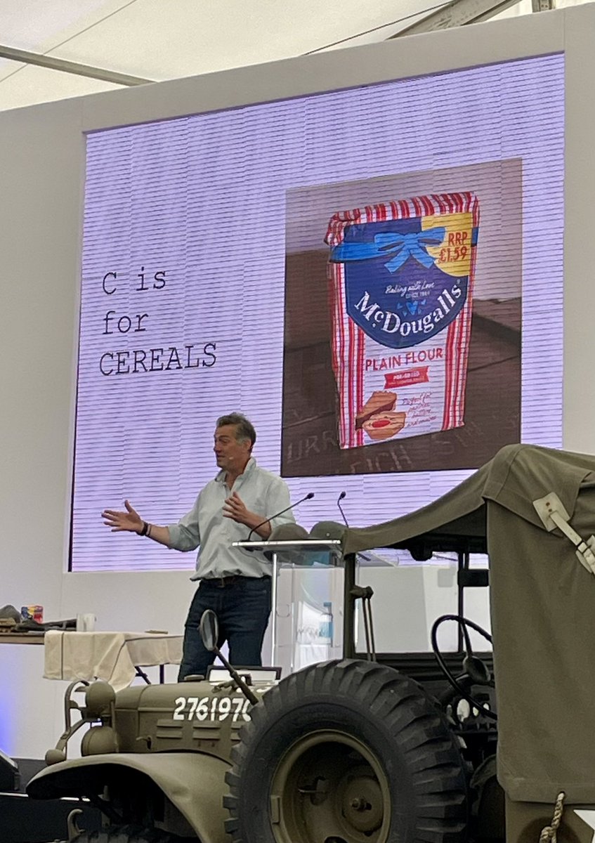 ChalkeFestival's tweet photo. Our fantastic James Holland (@james1940) kicks off the Schools’ Festival by taking a fresh look at the Second World War - with the help of a catchy pneumonic.
#CHVF #AmazingHistory https://t.co/Ir63YgXK76