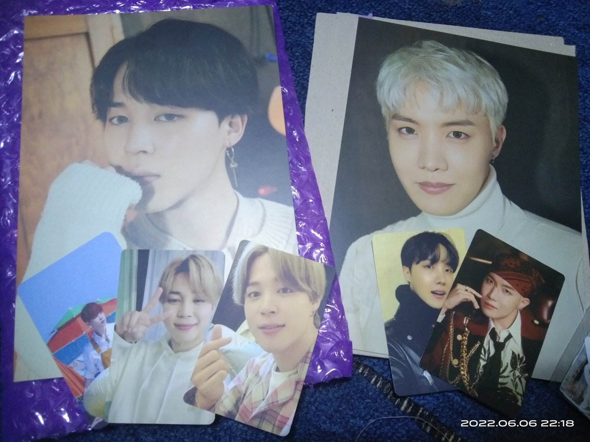 Mochins_13's tweet photo. thank you so much gguekie's cart for fulfilling my cravings hahaha they're so HANDSOME 🥹 im sobbing huhuhu 💜 and thank's for the freebies also this is so unexpected 🥺 moreee budols po BORAHAE https://t.co/Wrzj1XMaI8