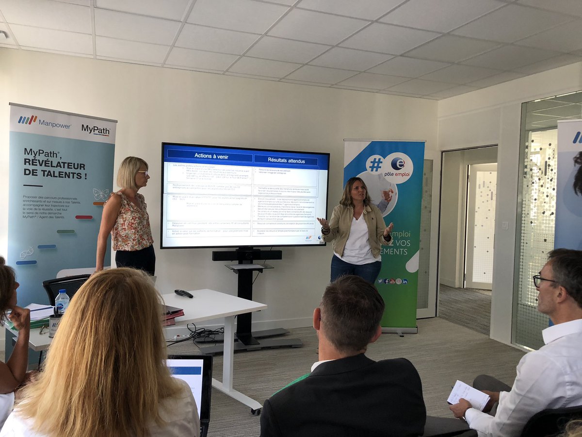 Signature de la convention régionale entre @poleemploi_ara et <a href="/ManpowerFrance/">Manpower France</a> qui concrétise les collaborations locales en réponse en besoin des territoires : témoignage des agences de La tour du Pin  #avecpoleemploi <a href="/TOUBEAUfred/">Frédéric Toubeau</a> <a href="/jadorliat/">Jacques Alex DORLIAT</a> #Isere