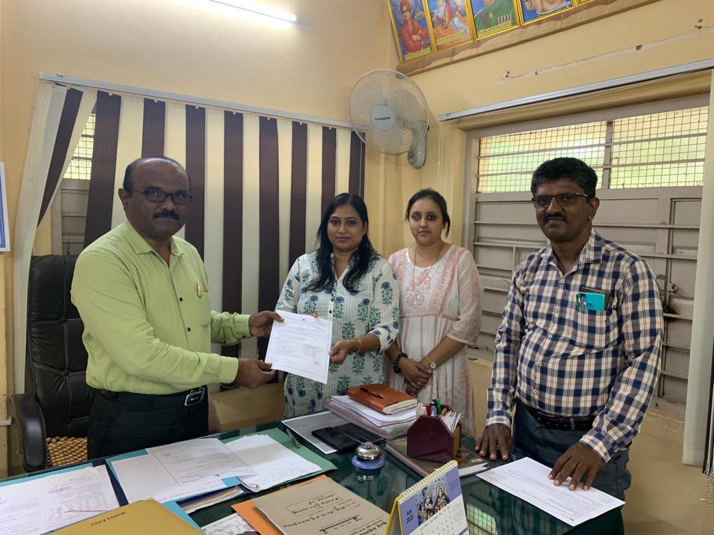 Yi Mysuru is proud to announce that we have signed MoU with BEO office for 20 government school as part of our Thalir vertical initiative.

This MoU will help in doing lot of life changing and impactful events for the benefit of school children's.

#myisuru #wecanwewill #thalir