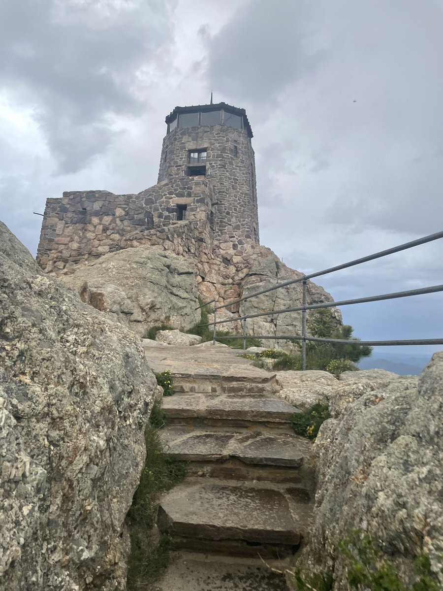 OctaviousRexx's tweet photo. Went on another hike at Custer and got trapped all the way up there due to a storm coming in, took a little over 2 hours to get up and 2 to get down but very fun and very worth! #ComeToSD https://t.co/6HNyt7W9Ik