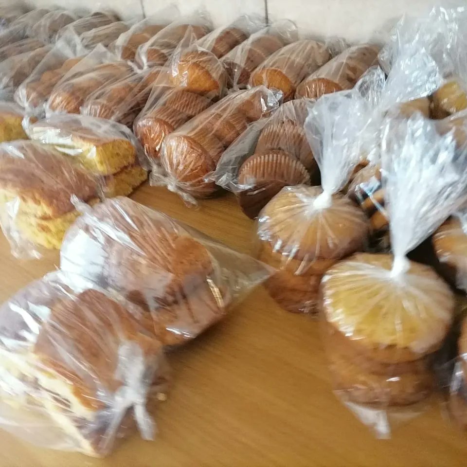SitshasBakery's tweet image. We bake all our products from scratch no easy mix allowed in the kitchen, nothing but quality plus perfect for the weather. Order your bucket we 🚚 deliver around Johannesburg 0735778661  #sitshasbakery #onlyfans  #OperationDudula #Blackmotion #Soweto #fatherdaughter