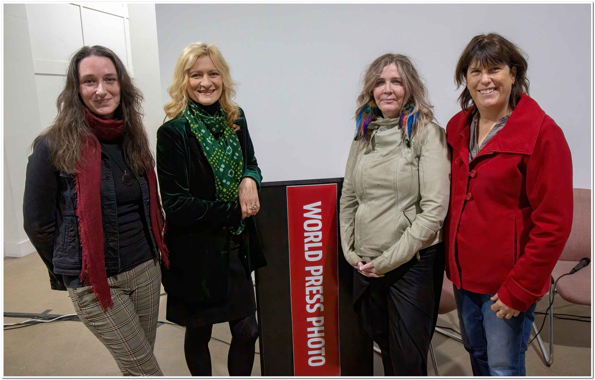 stieventaylor's tweet photo. Our panel discussion yesterday on re/defining photojournalism at Magnet Galleries for the @WorldPressPhoto exhibition was a blast. With fellow panelists L-R: @MokshaProd Christina Simons @stieventaylor  Meredith O'Shea and Ellen Smith @Monash_Arts https://t.co/KBG3DGtawQ