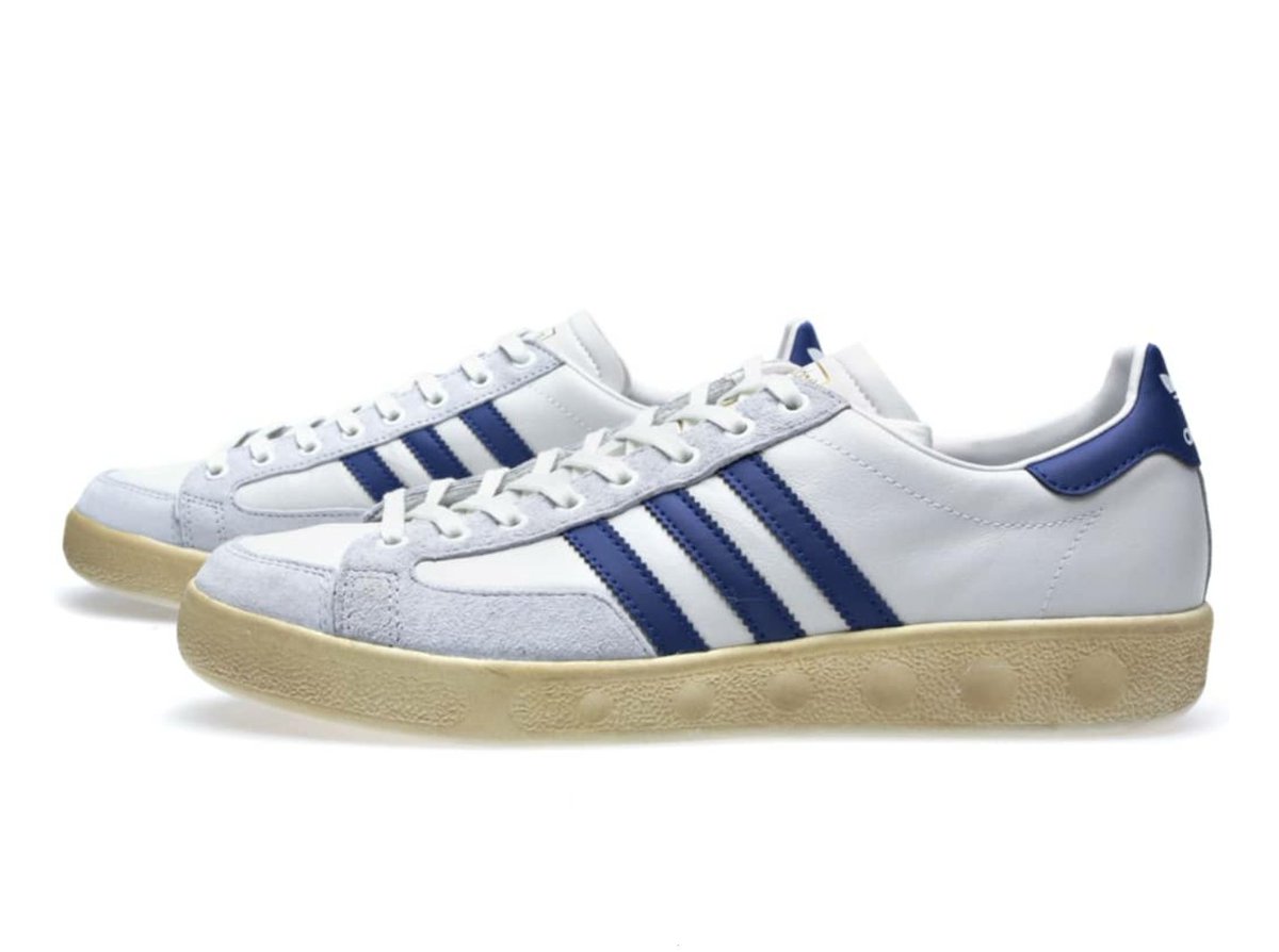 adiFamily_'s tweet photo. Deadstock Pair of the Day
adidas Nastaste Master OG
A classic and iconic tennis silhouette, the signature pair of former world number 1 mens singles player Ilie Năstase. Launched 20th September 2013, RRP was £72
Show Love
Drop Knowledge
#adiFamily #DPotD #3stripes2soles1love https://t.co/rAemppi3M1