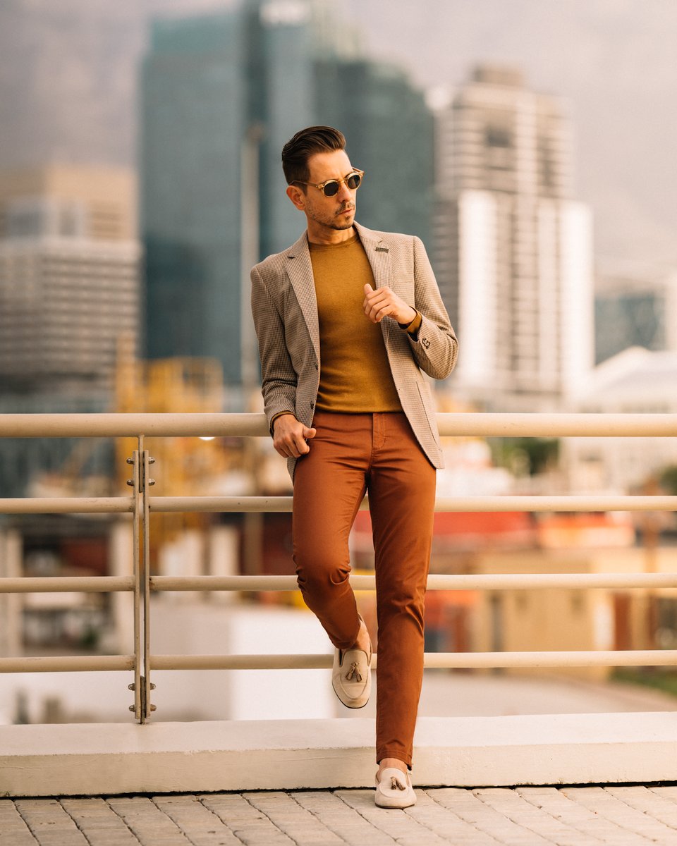 whatmybfwore's tweet photo. Looking at the weekend gone by too quickly like... 😄 Happy Monday, gents! https://t.co/6BZKJ1woDE