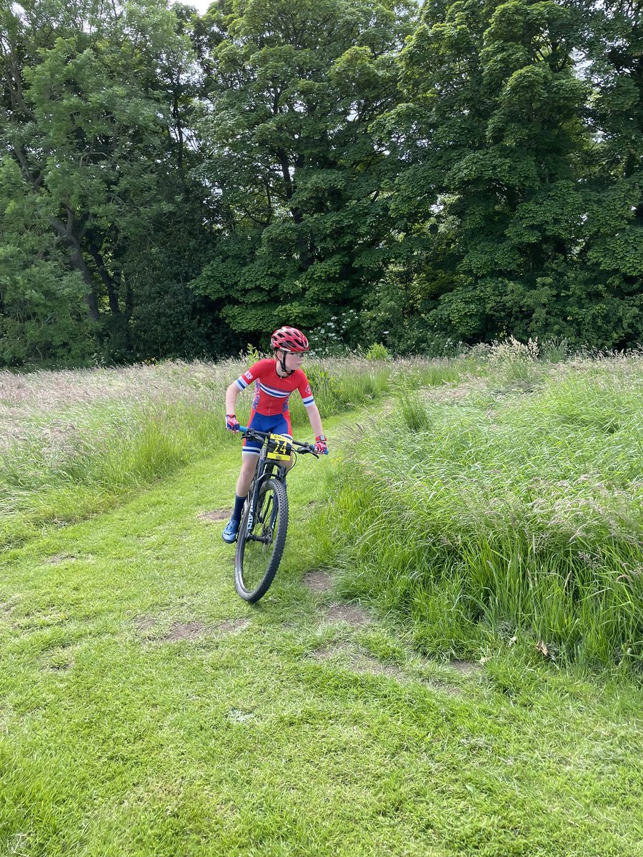 nsp_cycling's tweet photo. What a great end to the NE XC MTB series for William, a solid 🥈 2nd place, which mean he has finished 2nd overall in his first MTB season. 🚵🏼‍♂️👍🏻💪🏻🥈@NSB_Boys #nexcmtb https://t.co/YCDZBAM53q