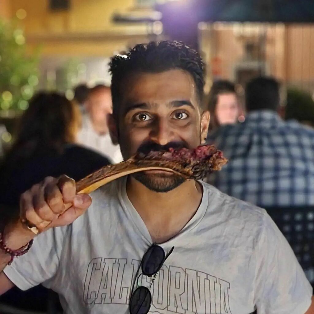 rameezv's tweet image. 2 pics that basically summarize my week at Lago di Como, food and sunshine

#italy #lakecomo #vacation #eat #lake #farmerstan instagr.am/p/CfBDy8JunwN/