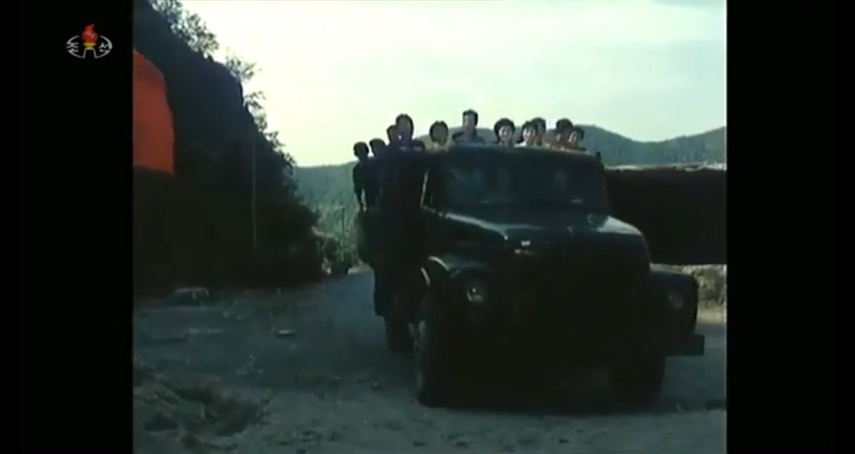 朝鮮人民軍bot tweet media