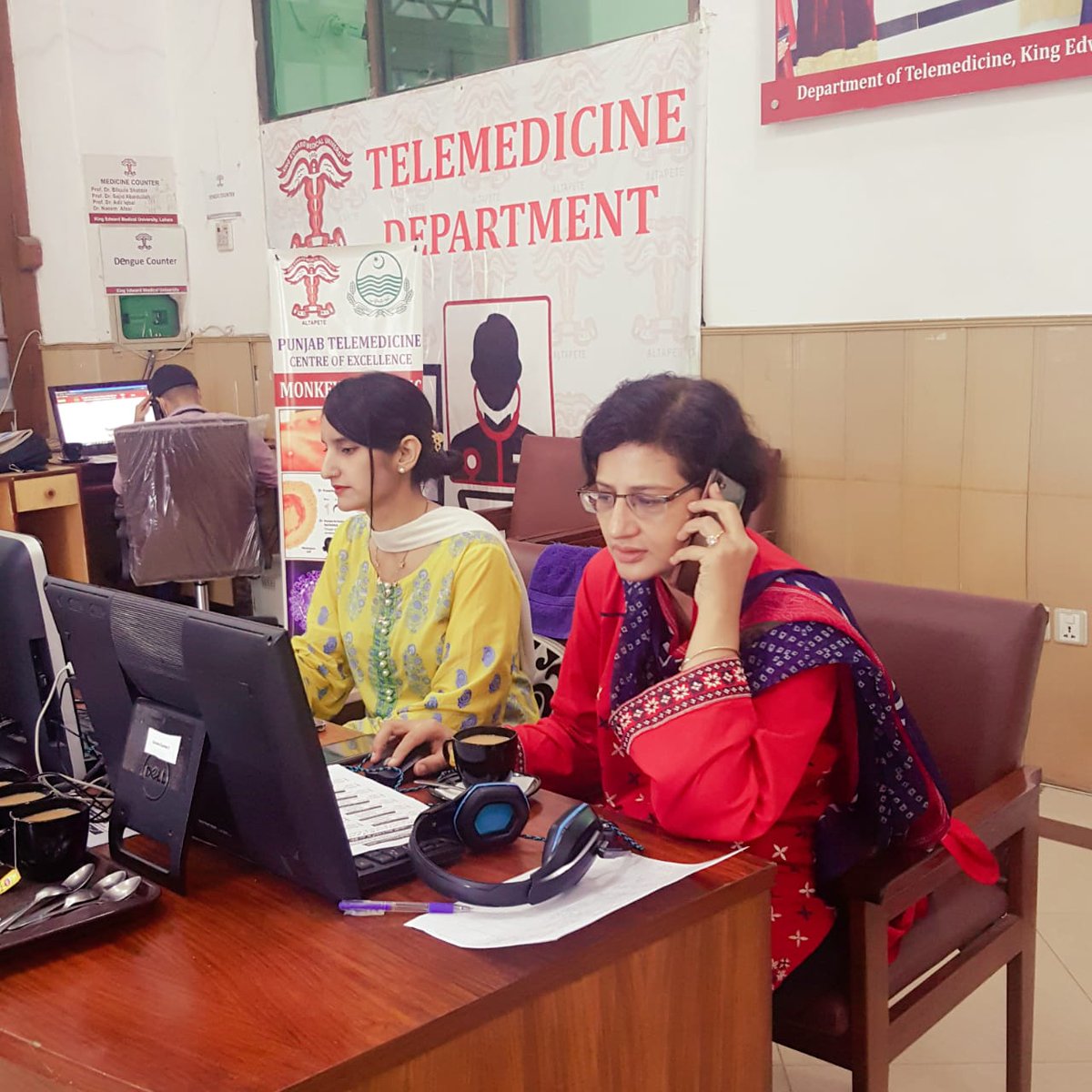 TeleMedKEMU's tweet photo. #telemedicinekemu team working hard to under supervision of Prof Ijaz Hussain . Please spread the message so that the maximum people take advantage of this facility FREE OF COST.
#VCKEMU https://t.co/bTXE3NXL0E