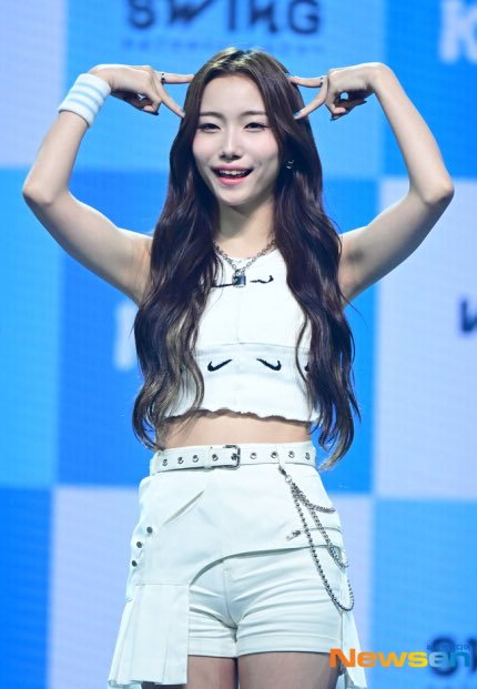 nayana_kirin's tweet photo. .. 퀴엽네 ? https://t.co/FUVojZAeWI