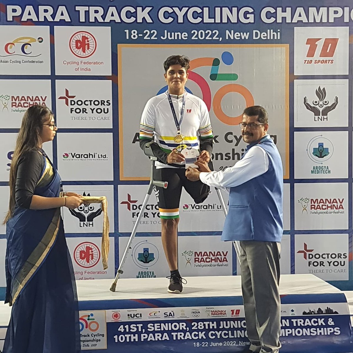 Team AMF Para cyclists won medals. Jyoti Gaderiya (C2 Category) clinched Gold and Arshad Shaik (Mens C2 Category) bagged Bronze in the 10th Para Track Asian Cycling. Thank you @OfficialCFI , @Media_SAI and Mudhra Trust.