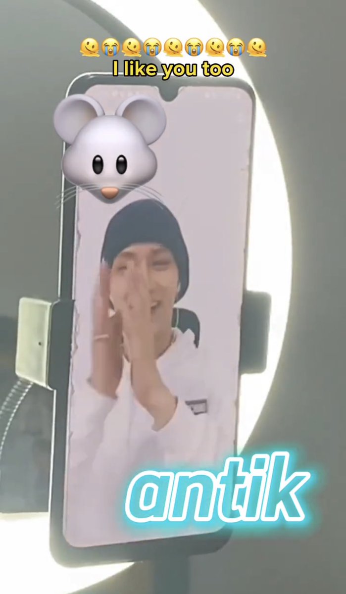 junshua_clips's tweet photo. joshua hong? no... it's moon junhui https://t.co/wajWePSQn4