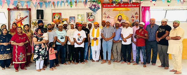 JagbaniOnline's tweet photo. ਇਟਲੀ : ਪ੍ਰਬੰਧਕ ਕਮੇਟੀ ਗੁਰਦੁਆਰਾ ਸਾਹਿਬ ਲਈ ਖਰੀਦੇਗੀ ਮੁੱਲ ਦੀ ਇਮਾਰਤ
https://t.co/8H5dGWFarz
#Italy #ManagingCommittee #GurdwaraSahib #Building https://t.co/gzm6obEqin