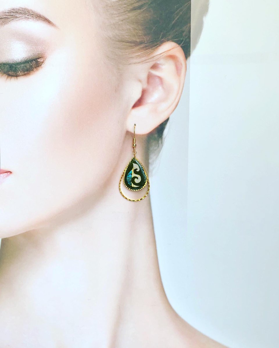sonokichi3's tweet photo. Māori symbol earrings #maori #symbol #NewZealand #Japanese #corabo #earrings #ピアス　#アクセサリー #ハンドメイド #16kgp https://t.co/H63wZMEQ13