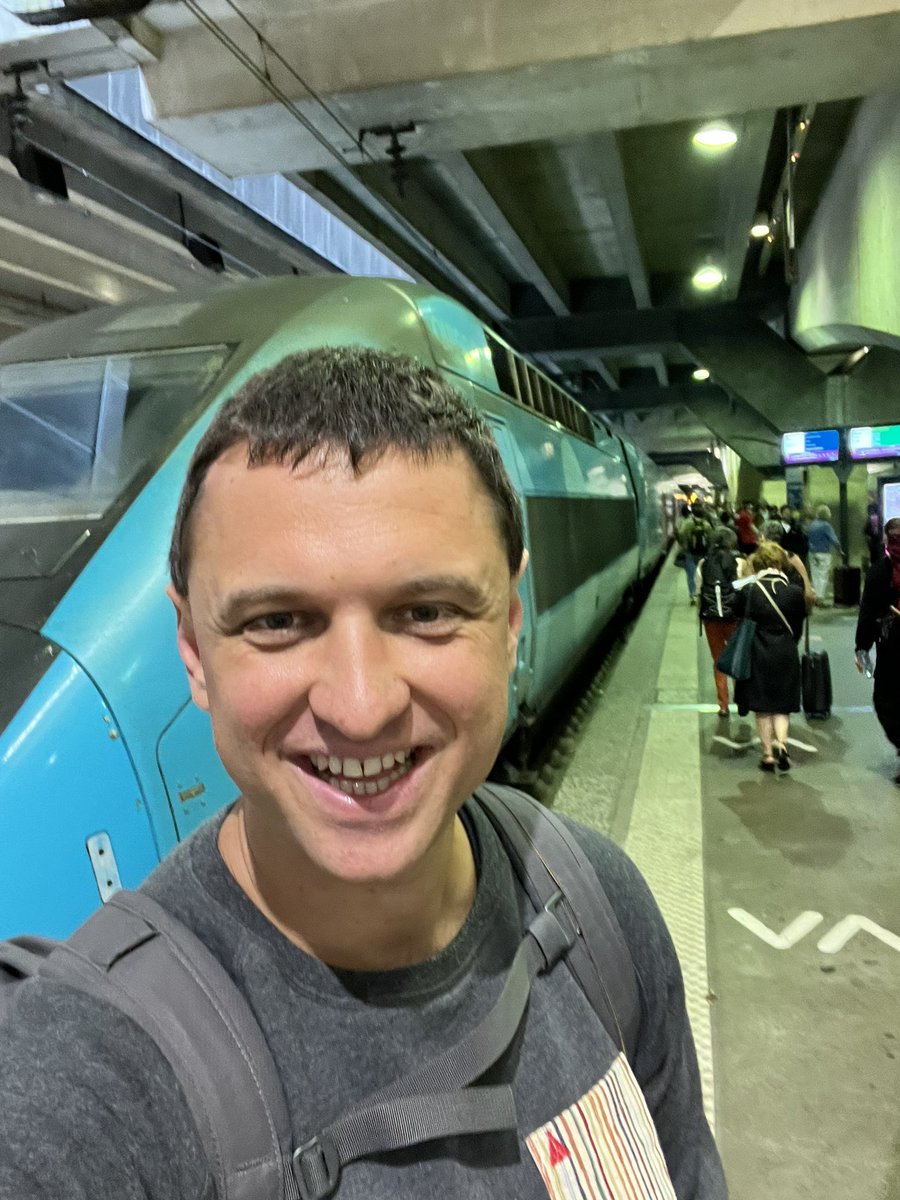 Going to the #DigitalAssembly to have some serious talks about #digitalskills. A high speed train from Paris is a nice bonus #da22eu #eu2022fr
