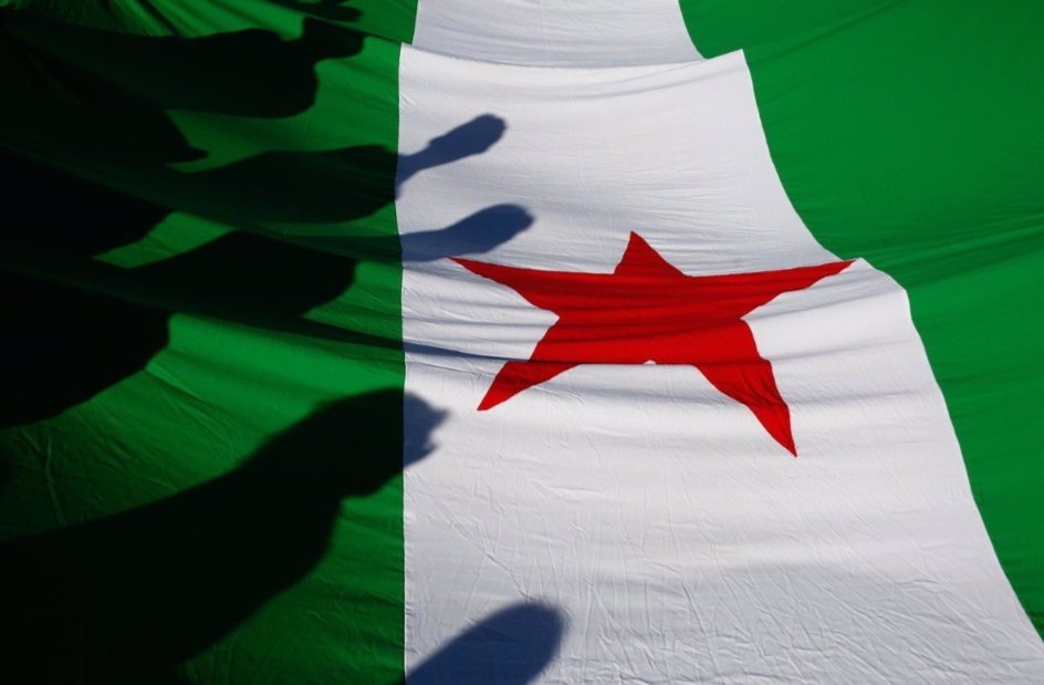 Aviso a navegantes: Si alguien piensa que <a href="/AdelanteAND/">Adelante Andalucía</a> ha tenido un mal resultado se equivoca estrepitosamente. El andalucismo de izquierdas no obtenía representación desde los años 80 y POR FIN está de vuelta.

Los andaluces no estamos divididos.

Estamos creando algo nuevo ✊🏼