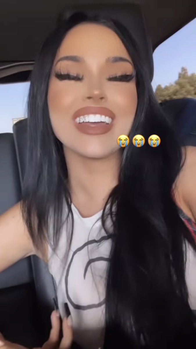 beanstewsupreme's tweet photo. Before I sleep I must declare that Maggie lindemann is my (second) wife 🤷‍♀️ https://t.co/ooCdWAkj0A