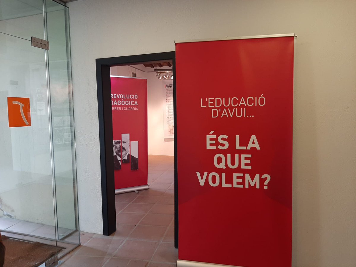 UPBaixMontseny's tweet photo. Inaugurada l'exposició a #Breda sobre l'Escola Moderna  de Ferrer i Guàrdia i el seu projecte educatiu, organitzada amb la @f_ferrerguardia i l'@AjuntamentBreda

🗓️ Oberta fins al 17 de juliol al Centre Cultural Els Forns. Us hi esperem!

#educaciopopular #compartimconeixements https://t.co/0eANoRyi3u