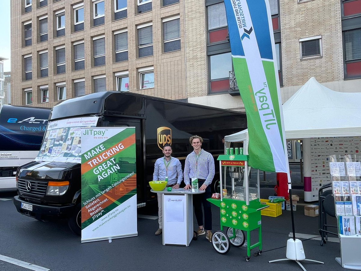 JITpay™ Group (@jitpaytm) on Twitter photo Zusammen mit @LogistikNRW und unserer Popcornmaschine waren wir gestern in #Köln auf dem <a href="/strassenland/">Strassenland</a>. Unter dem Motto "Lebe deine Stadt" suchten die Besucher nach Antworten für eine lebenswerte Zukunft. Und in einer lebenswerten Zukunft hat auch die #Logistik ihren Raum. Zusammen mit @LogistikNRW und unserer Popcornmaschine waren wir gestern in #Köln auf dem <a href="/strassenland/">Strassenland</a>. Unter dem Motto "Lebe deine Stadt" suchten die Besucher nach Antworten für eine lebenswerte Zukunft. Und in einer lebenswerten Zukunft hat auch die #Logistik ihren Raum.