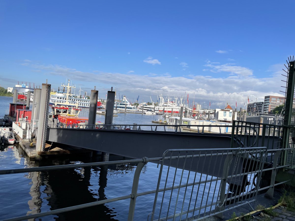 HelloSpaces tweet media