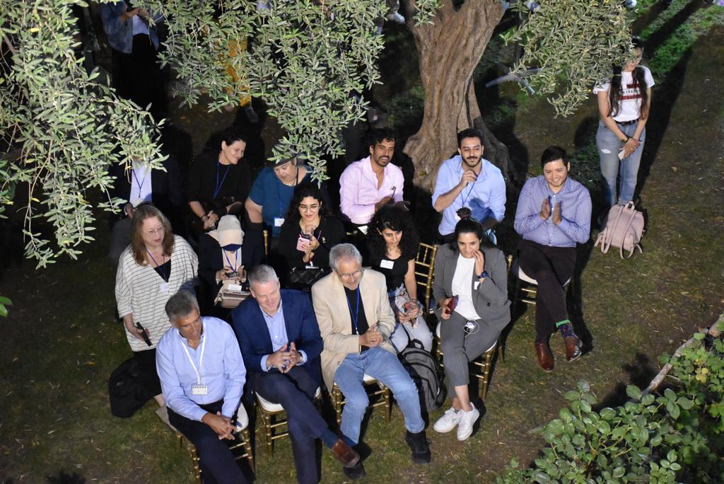 Jerusalem Venture Partners (@jvpvc) on Twitter photo Last week, <a href="/ErelMargalit/">אראל מרגלית Erel Margalit</a> delivered the keynote address at an event hosted by the <a href="/palinternship/">Palestinian Internship Program (PIP)</a> and <a href="/USPalAffairs/">U.S. Office of Palestinian Affairs</a>.
"Some people think the Israelis and Palestinians are in conflict. I say nonsense. This is an opportunity for both of our people. It's time for a change." Last week, <a href="/ErelMargalit/">אראל מרגלית Erel Margalit</a> delivered the keynote address at an event hosted by the <a href="/palinternship/">Palestinian Internship Program (PIP)</a> and <a href="/USPalAffairs/">U.S. Office of Palestinian Affairs</a>.
"Some people think the Israelis and Palestinians are in conflict. I say nonsense. This is an opportunity for both of our people. It's time for a change."