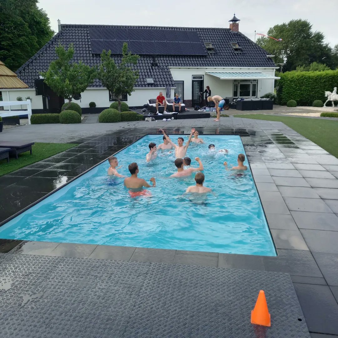 Allard Janssen tweet media