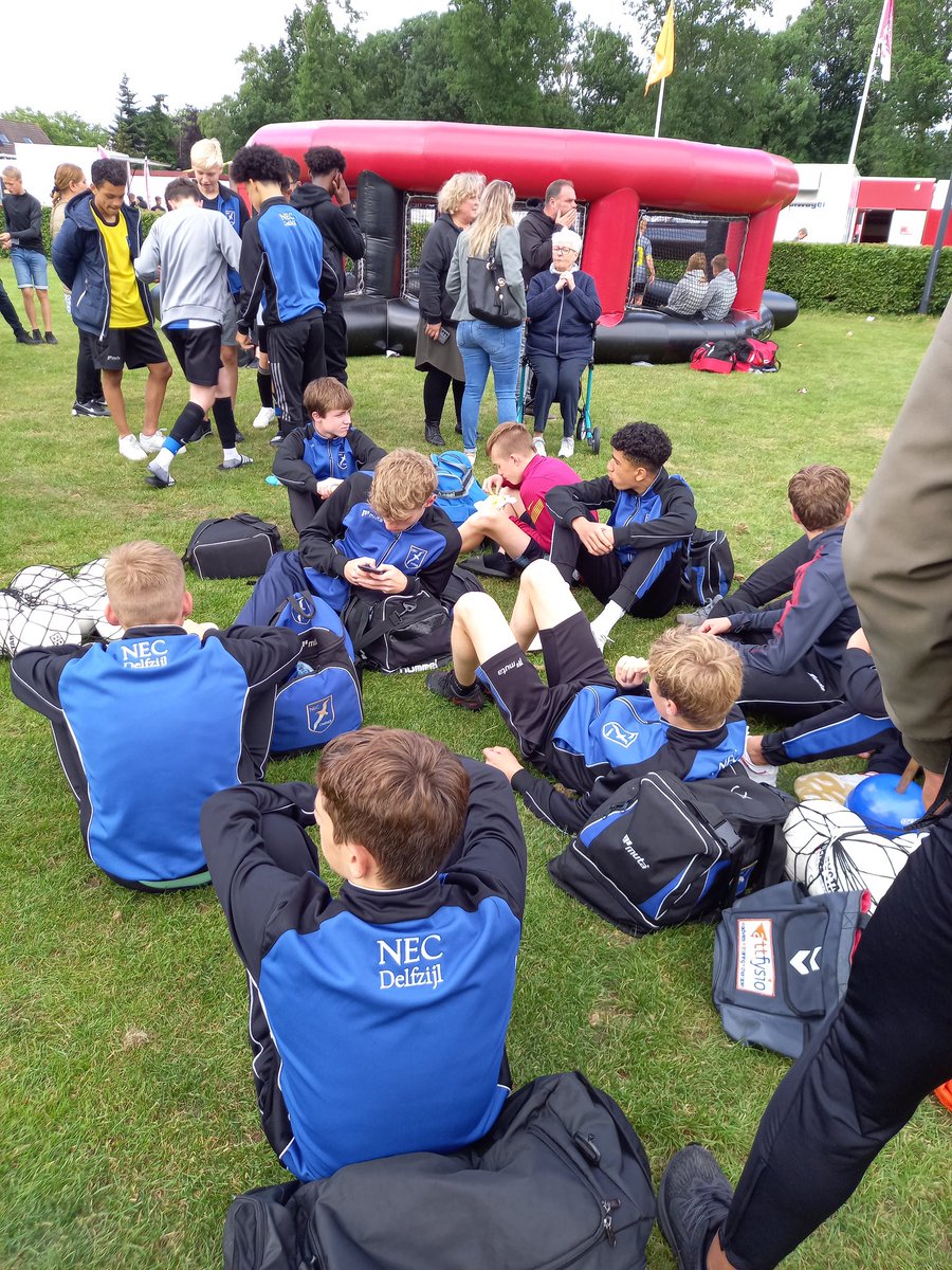 Allard Janssen tweet media