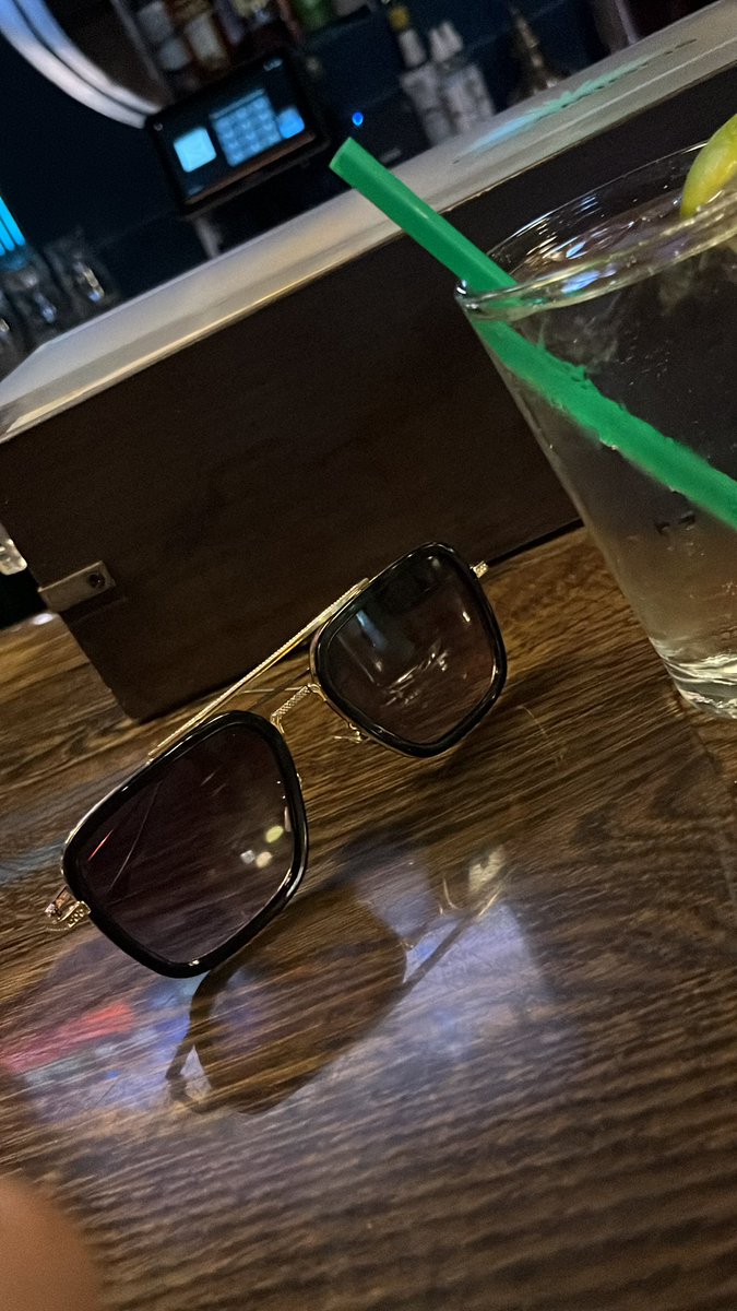 quintana124's tweet photo. Another weekend of doing what I do best. And to think I’m weeks away from going from bartender to bar owner… #timeisillmatic https://t.co/dQS8ou8BOq
