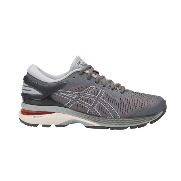 Melodyhodge74's tweet photo. So good I had to share! Check out all the items I'm loving on @Poshmarkapp from @Maggiemellott #poshmark #fashion #style #shopmycloset #easystreet #asics #prettyyoungthing: https://t.co/mDwiZdCeer https://t.co/RppFwFsxao