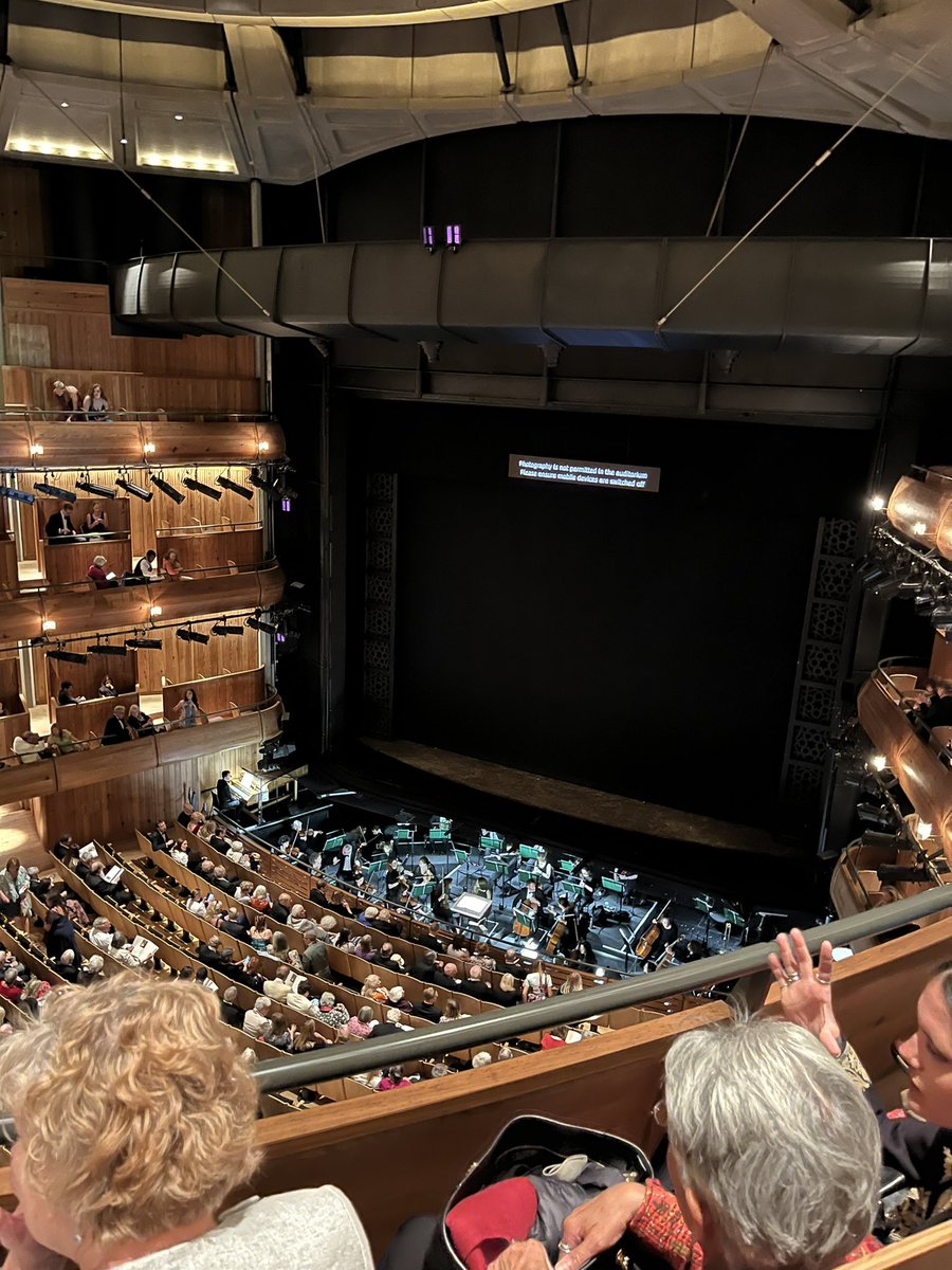 absolutely loved Figaro at <a href="/glyndebourne/">Glyndebourne</a> yesterday - feeling so blessed that i got to witness a revival of the super sexy swinging sixties Michael Grandage version. Hera Park as Susanna was absolutely fabulous !