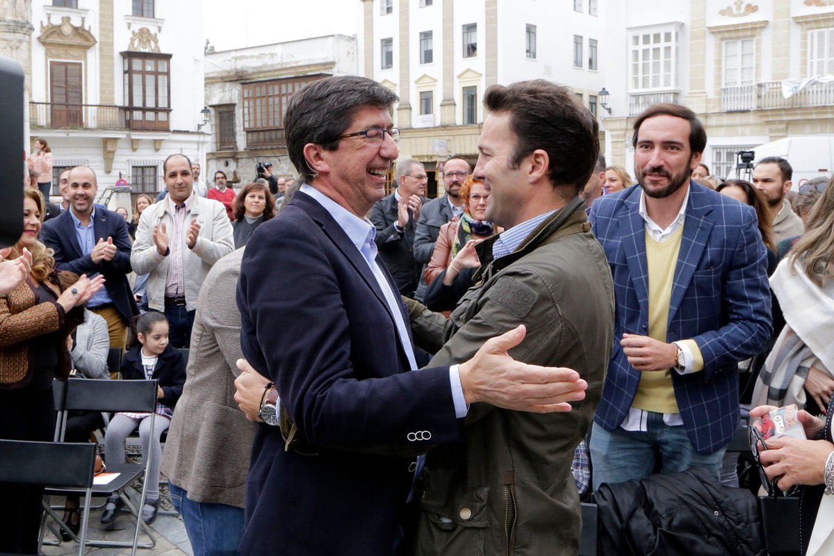 carlosperez_cs's tweet image. INTEGRIDAD, eso es ⁦@JuanMarin_Cs⁩ 
Una persona de la que no he dejado de aprender desde que lo conocí en 2014. Mis mejores deseos en tu nueva etapa Juan. 
Gracias por tanto🙌🙌