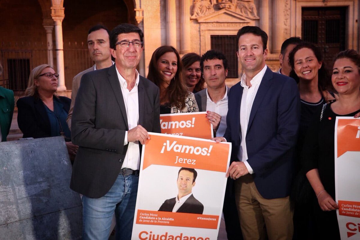 carlosperez_cs's tweet image. INTEGRIDAD, eso es ⁦@JuanMarin_Cs⁩ 
Una persona de la que no he dejado de aprender desde que lo conocí en 2014. Mis mejores deseos en tu nueva etapa Juan. 
Gracias por tanto🙌🙌