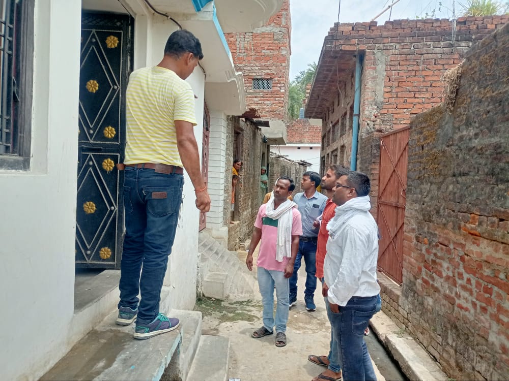EddTanda's tweet photo. @ chairmanuppcl @ mduppcl @ mvvnlmd @ mvvnlayodhya @ mvvnlambedkar
विद्युत् वितरण खण्ड टांडा में विभाग द्वारा लागू ओ टी एस के अंतर्गत  उपभोक्ताओं द्वारा बिल जमा न करने पर डोर टू डोर जाकर  कर्मियों द्वारा उपभोक्ताओं से अनुरोध किया गया तथा बिल जमा नहीं करने पर विच्छेदन किया गया। https://t.co/36wlAkiibc