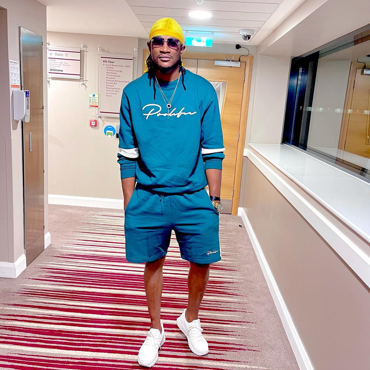 Like for winky D and Retweet for Jah prayzah