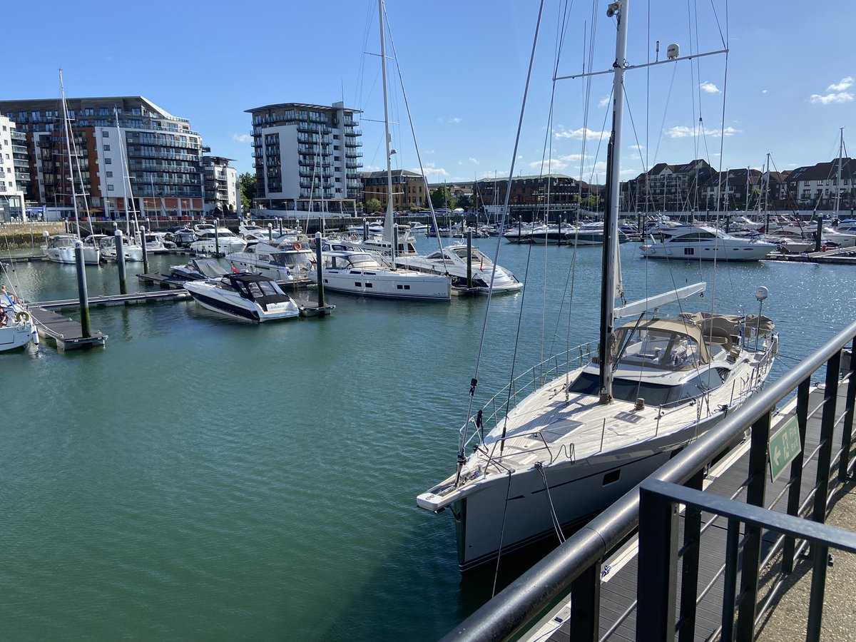 Ian__Hawkins's tweet photo. Nice location to start the week - pleased to be attending (and presenting at) the Solent Collaborative POD & Resolve South Mediation POD - all things #collaborative #mediation #pensions #financialneutral great line up @adele201066 @helenpgarlick and Suzy Power https://t.co/xMv0bSKz62