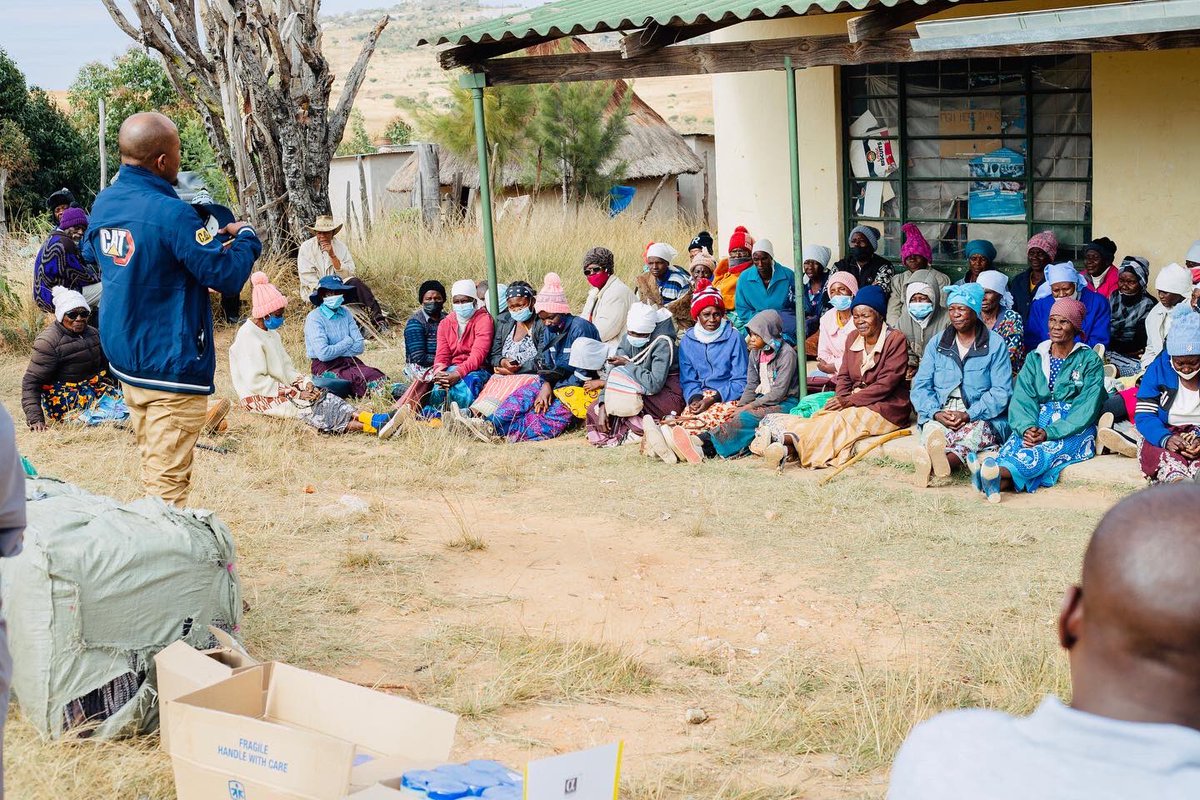 Over 100 households received blankets and petroleum jelly in the rural Nyanga. I handed this on behalf of our amazing board . A life lived in true love will never be dull . We don’t give out of abundance, we give because it’s the right thing to do <a href="/CCAZ2/">CUSTOMER EXPERIENCE ASSOCIATION OF ZIMBABWE</a> <a href="/PiccoConstruct1/">Picco Construction</a>