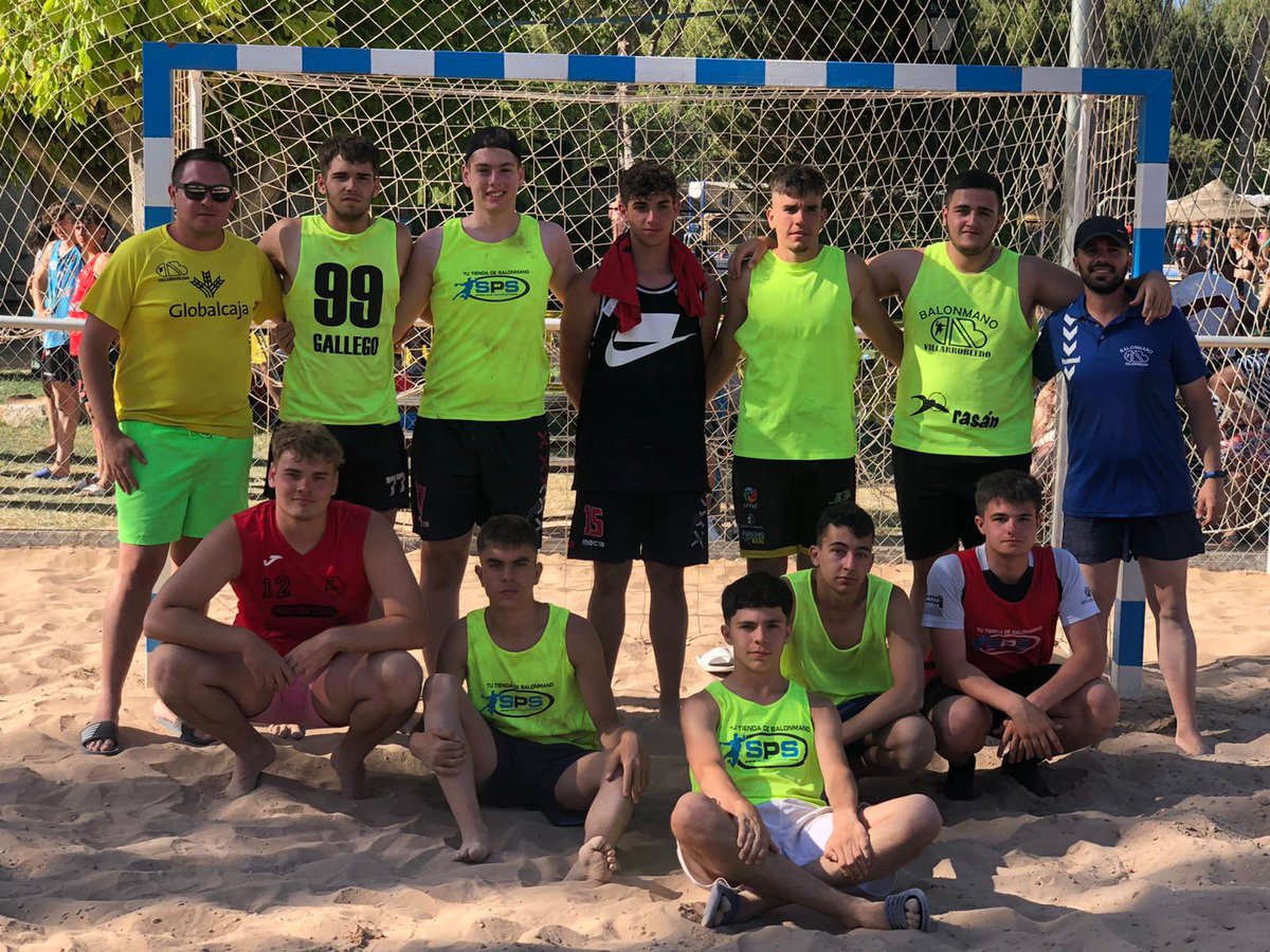 CABvdo's tweet photo. 📸☀️⛱  Fotos de este fin de semana en la II Prueba del Circuito Regional de Bm Playa @fbmclm en Herencia. 

🤾🤾‍♀️Inf masc/fem, cadete masc/fem, juvenil y senior masc han sido nuestra representación❗️

🏆🥇JUVENIL CAMPEÓN‼️
☝️Cad Masc y Senior SEMIS❗️ 

#somoselCAB #BMPCABVDO https://t.co/eU8vM7zeGB
